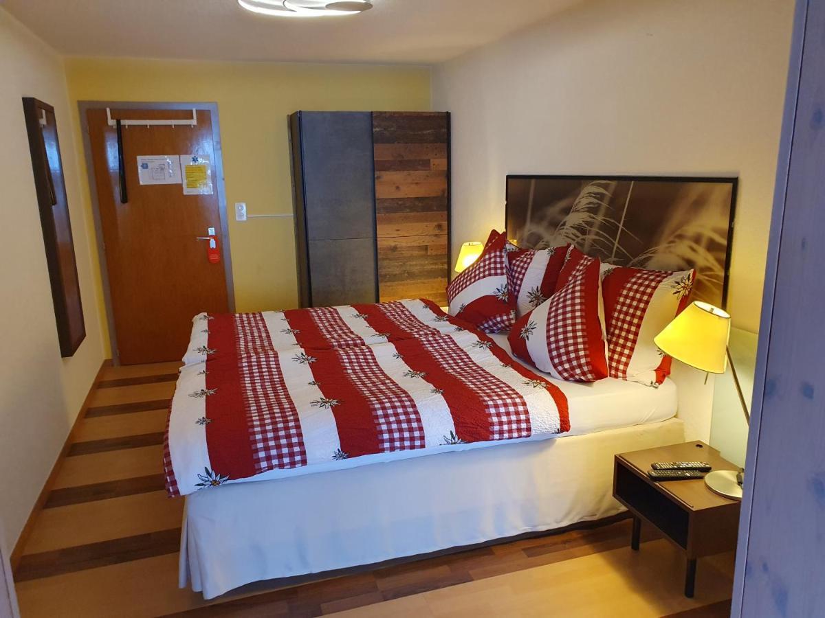 Hotel Rhoneblick Guttet-Feschel Buitenkant foto