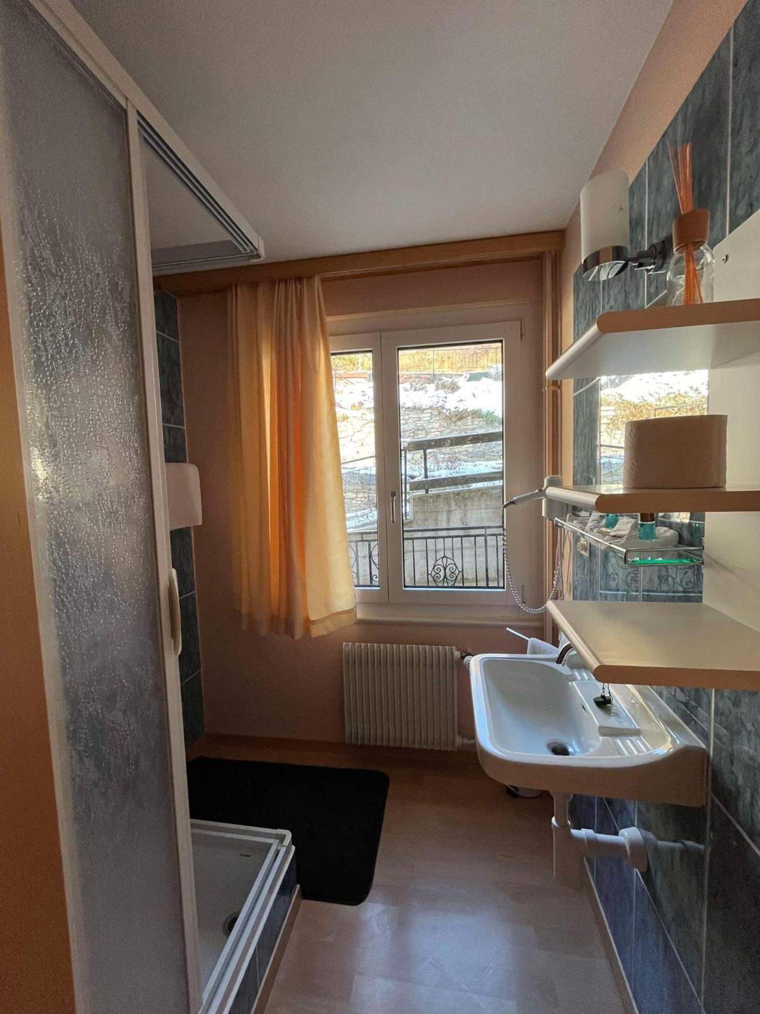 Hotel Rhoneblick Guttet-Feschel Buitenkant foto