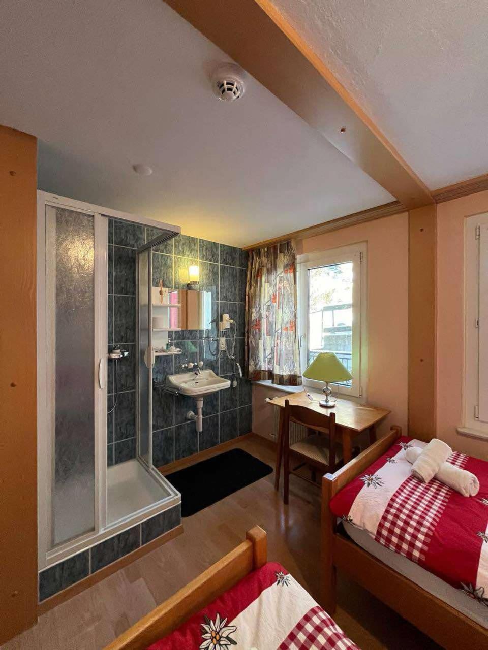 Hotel Rhoneblick Guttet-Feschel Buitenkant foto